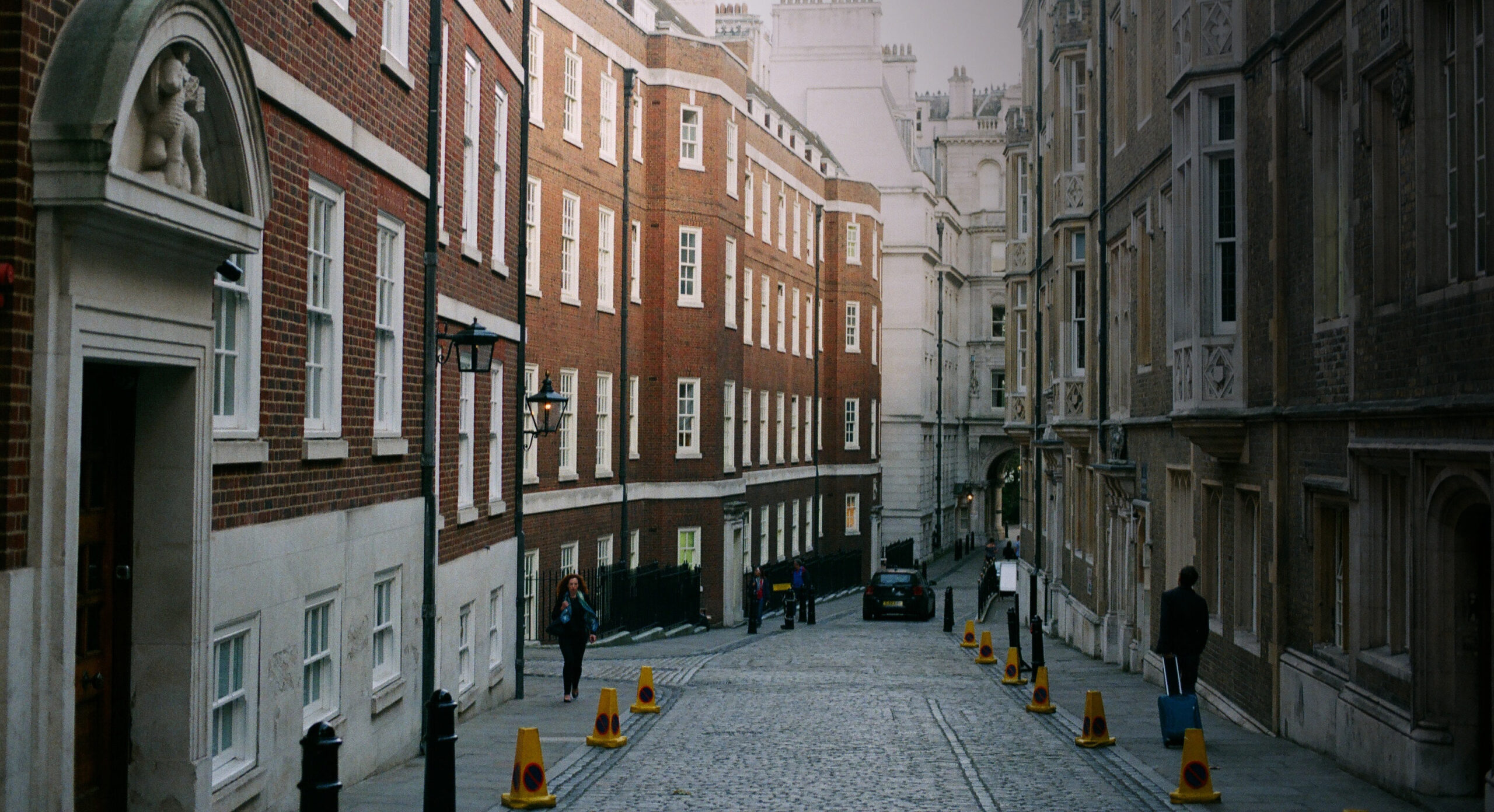 london alley